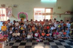 उपक्रमातून कृती --- मुखवटे तयार करणे